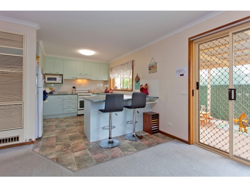 2/412 Tumgarra Place, Lavington NSW 2641