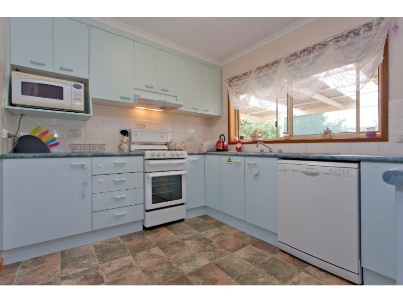 2/412 Tumgarra Place, Lavington NSW 2641