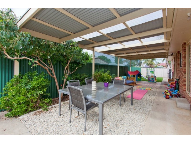2/412 Tumgarra Place, Lavington NSW 2641