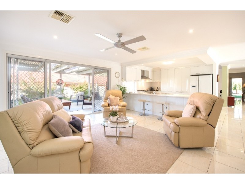 18 Firetail Street, Thurgoona NSW 2640