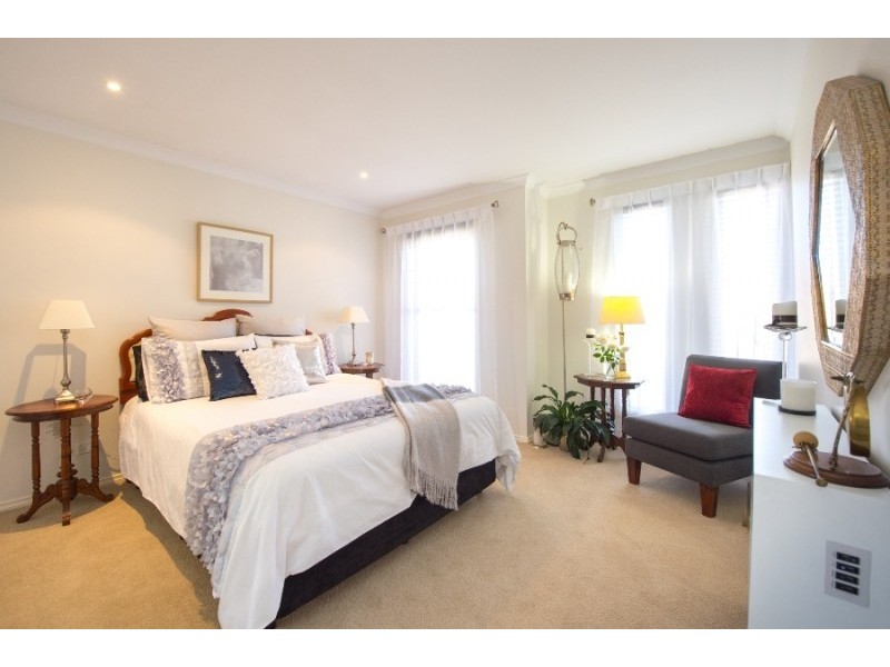 18 Firetail Street, Thurgoona NSW 2640