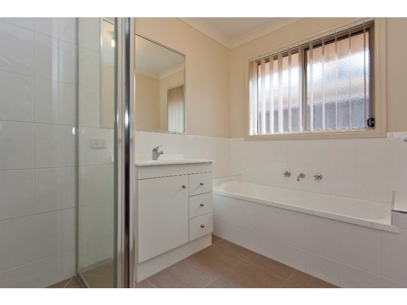 1/105 Whitebox Circuit, Thurgoona NSW 2640