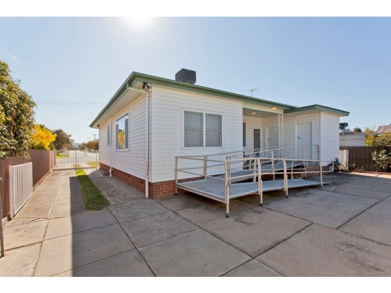 443 Kokoda Street, North Albury NSW 2640