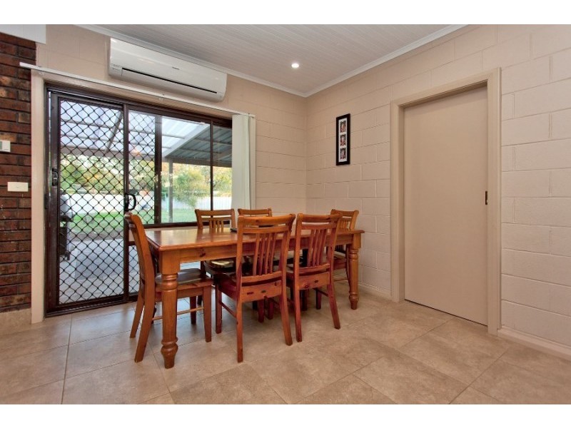 162 Hoddle Street, Howlong NSW 2643