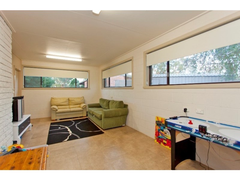 162 Hoddle Street, Howlong NSW 2643