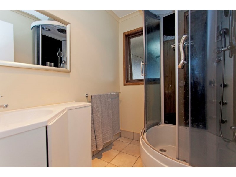 658 Pearsall Street, Lavington NSW 2641