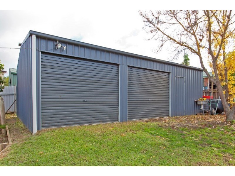 658 Pearsall Street, Lavington NSW 2641