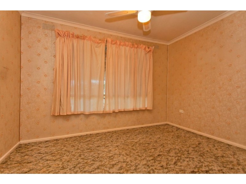 350 Dick Road, Lavington NSW 2641