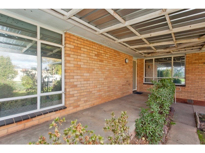350 Dick Road, Lavington NSW 2641