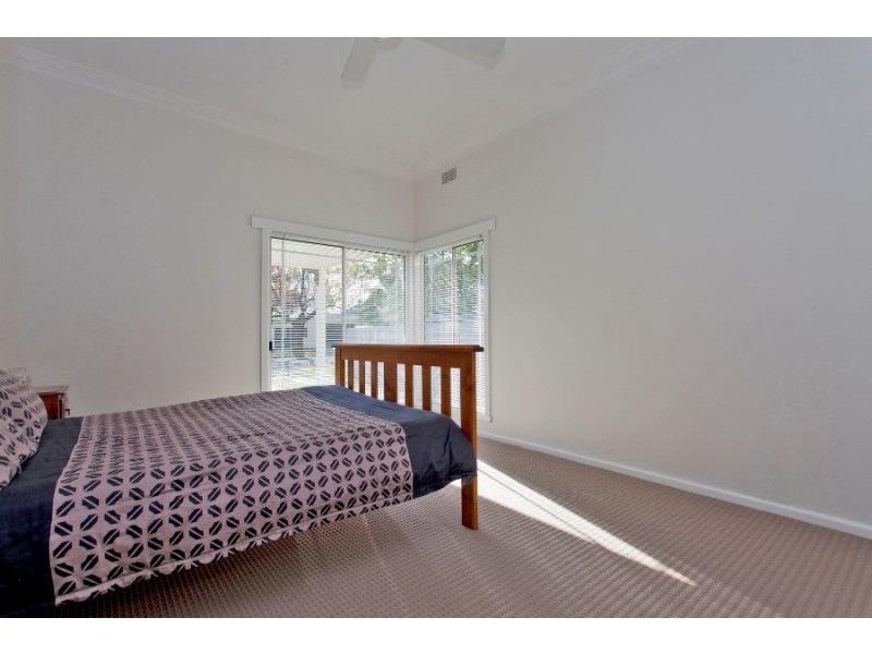 453 Caroline Avenue, North Albury NSW 2640