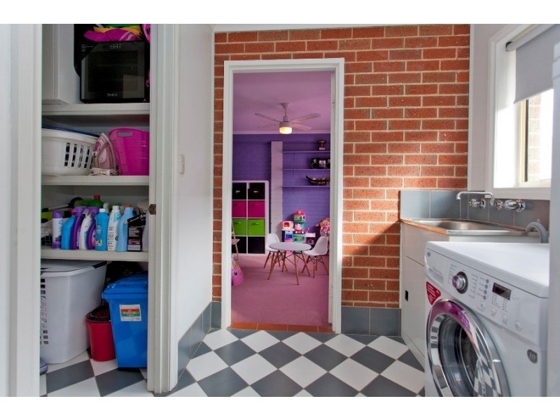 2/472 Heriot Street, Lavington NSW 2641