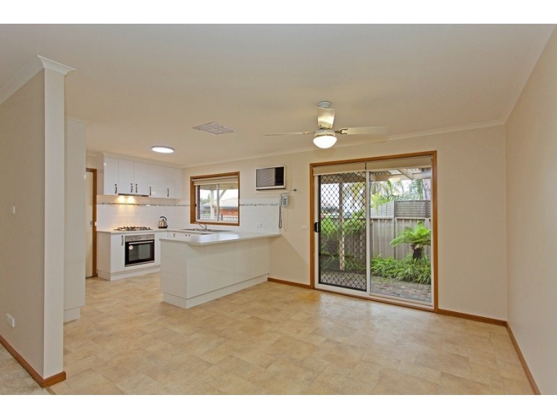 2/425 Tumgarra Place, Lavington NSW 2641