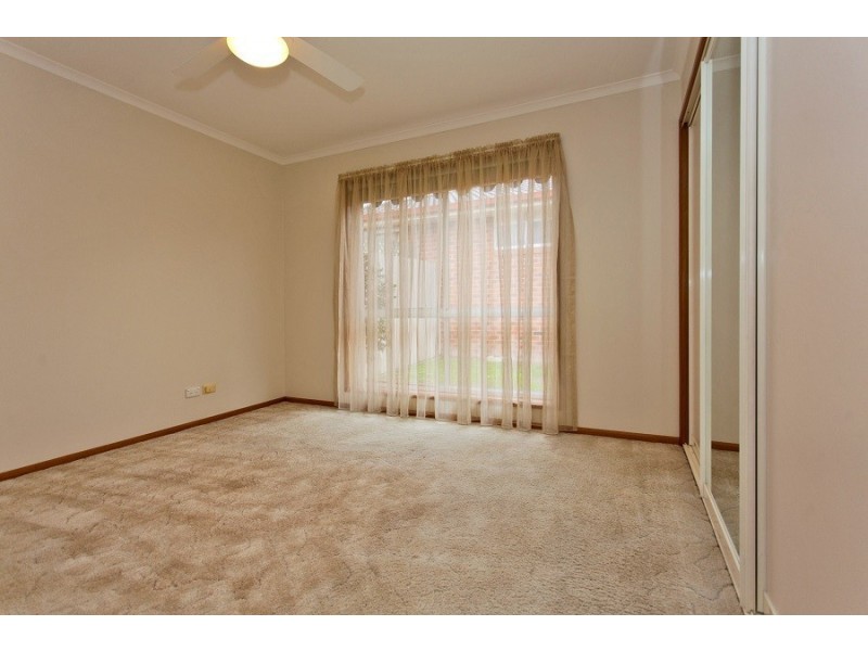2/425 Tumgarra Place, Lavington NSW 2641