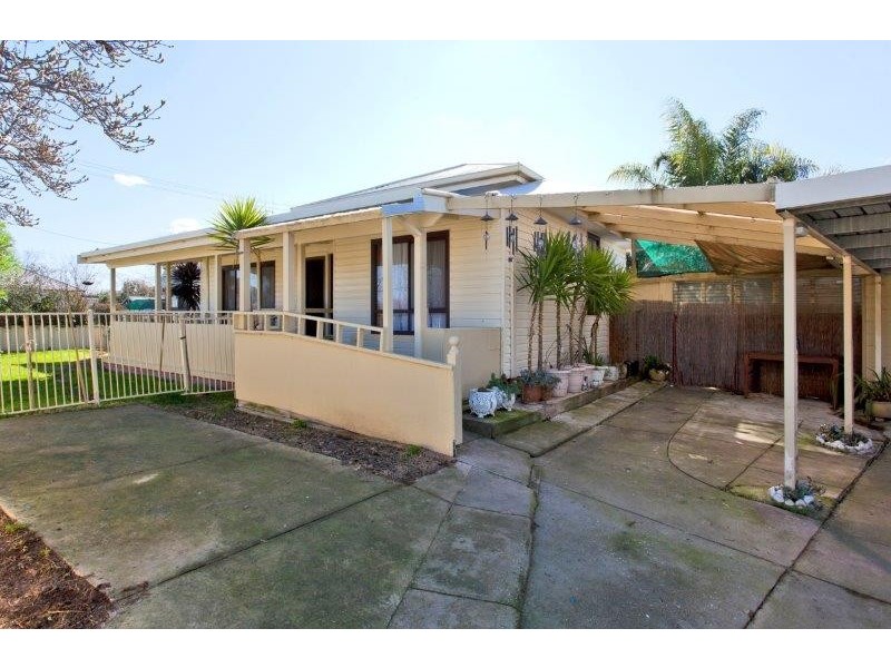 1004 Barooga Street, North Albury NSW 2640