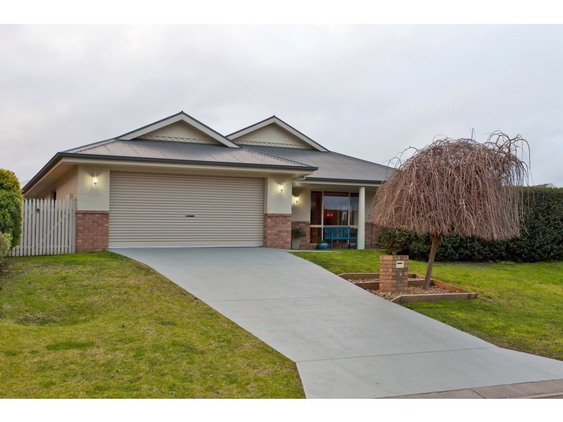 28 Heppner Court, Thurgoona NSW 2640