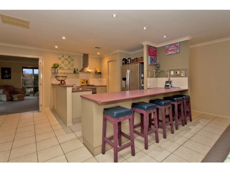 28 Heppner Court, Thurgoona NSW 2640
