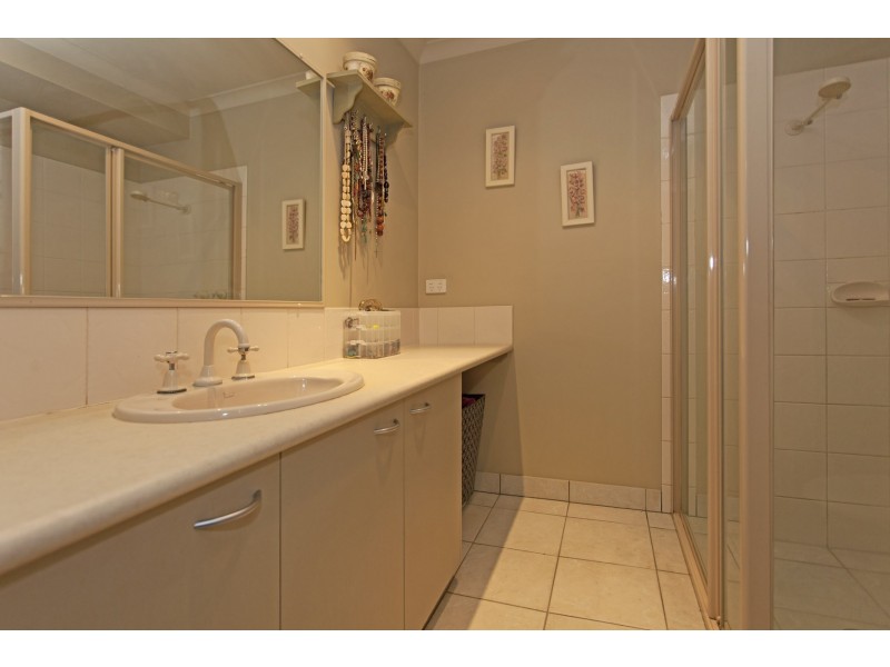 28 Heppner Court, Thurgoona NSW 2640