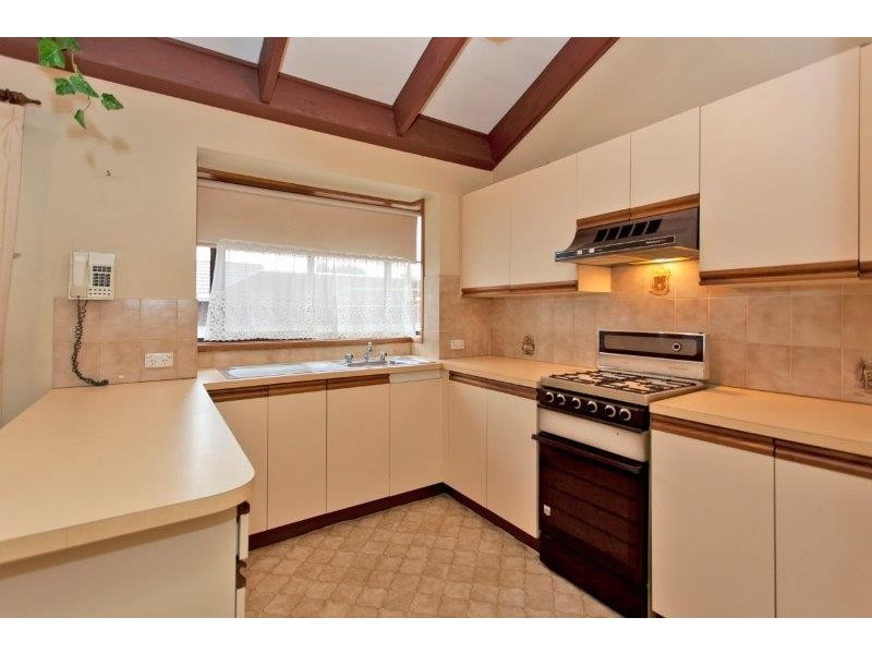 1/425 Bevan Street, Lavington NSW 2641