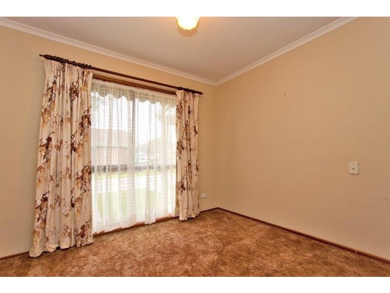 1/425 Bevan Street, Lavington NSW 2641