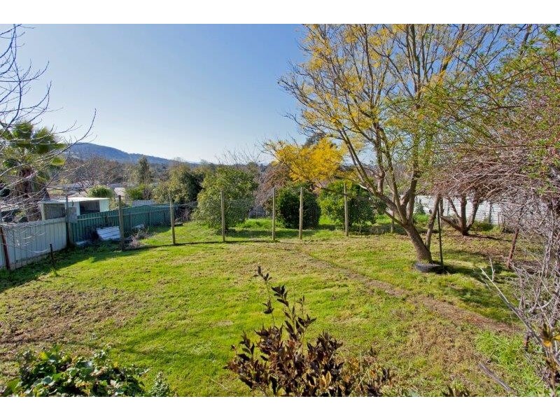 514 Munro Street, Lavington NSW 2641