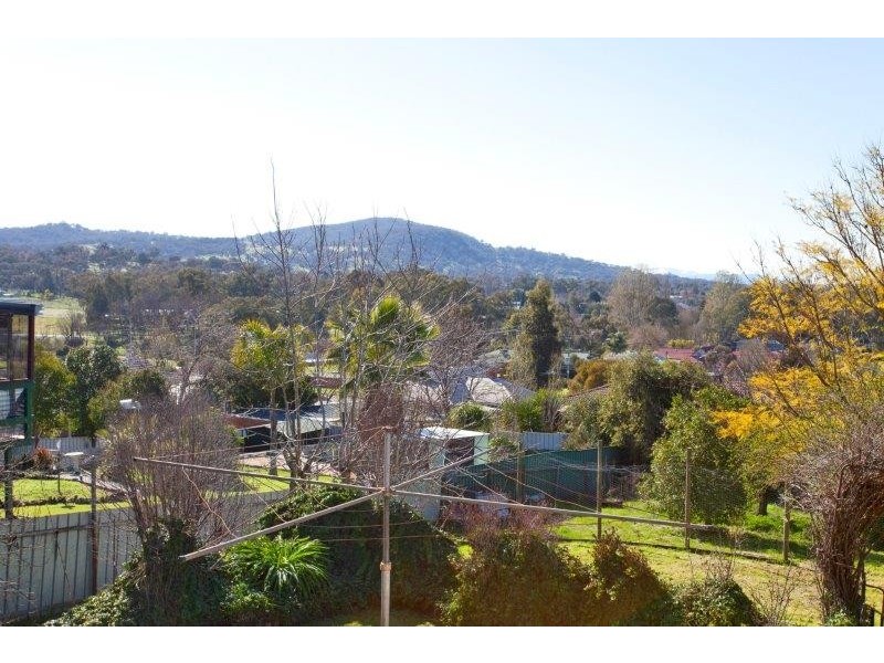 514 Munro Street, Lavington NSW 2641