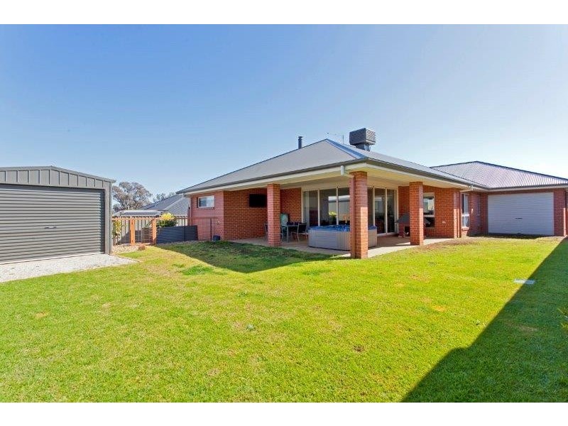 153 Whitebox Circuit, Thurgoona NSW 2640