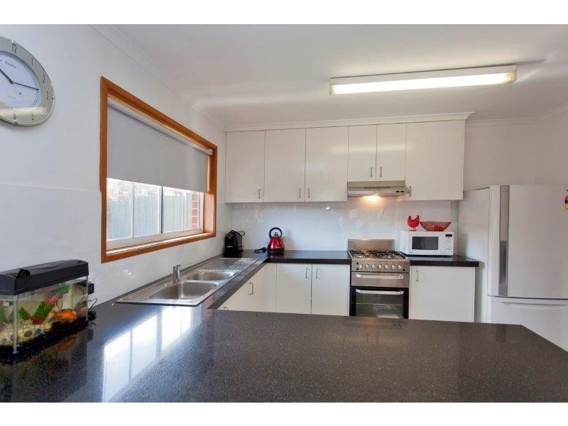 1/853 Emerson Street, West Albury NSW 2640