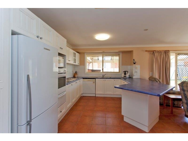32 Daysdale Way, Thurgoona NSW 2640
