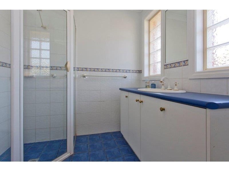 32 Daysdale Way, Thurgoona NSW 2640
