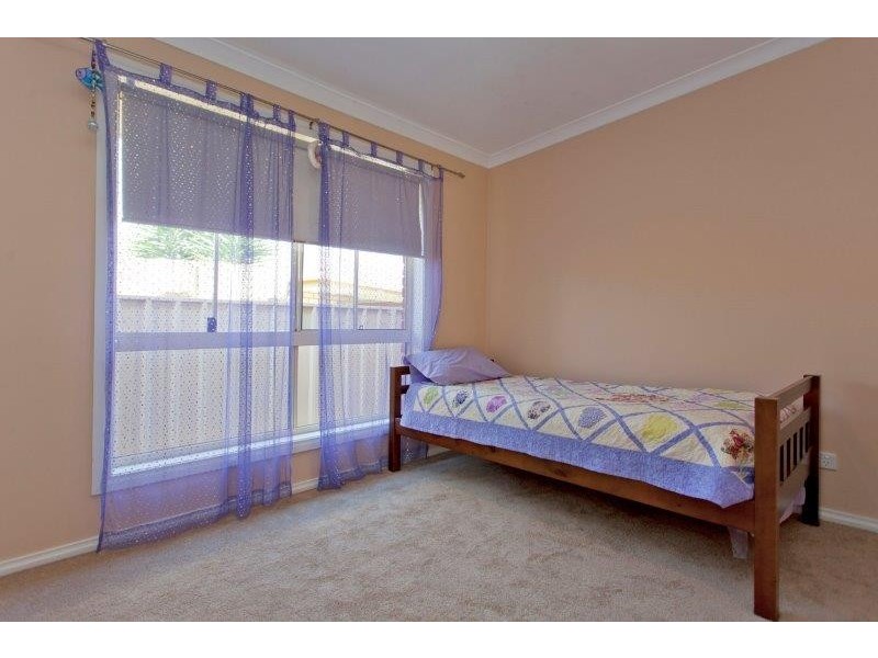 32 Daysdale Way, Thurgoona NSW 2640