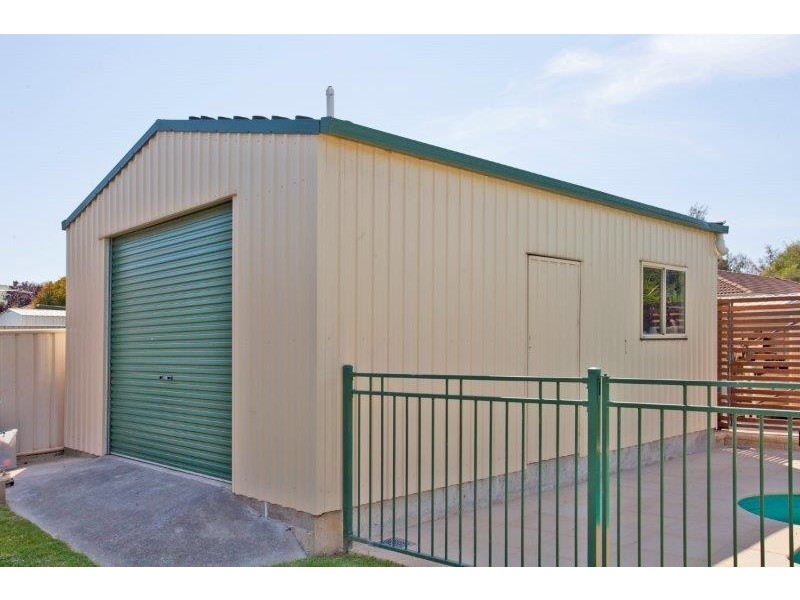 32 Daysdale Way, Thurgoona NSW 2640
