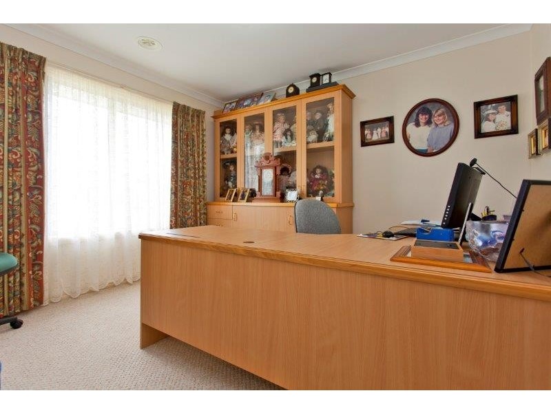 28 Keatinge Court, Lavington NSW 2641