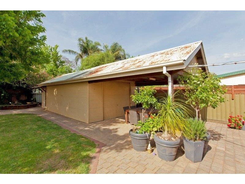 426 Tarakan Avenue, North Albury NSW 2640