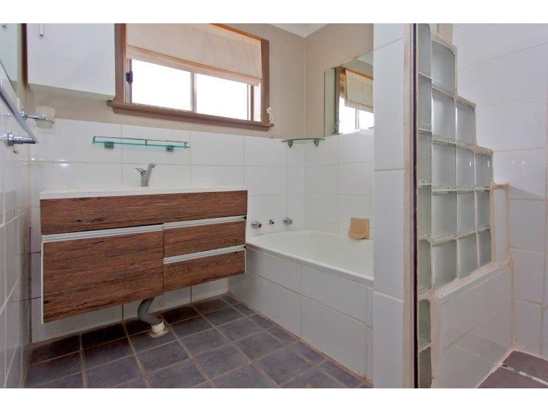 131 Boronia Street, North Albury NSW 2640