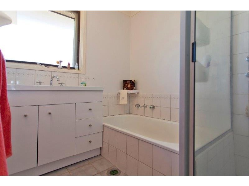 11 Gilbul Way, Springdale Heights NSW 2641
