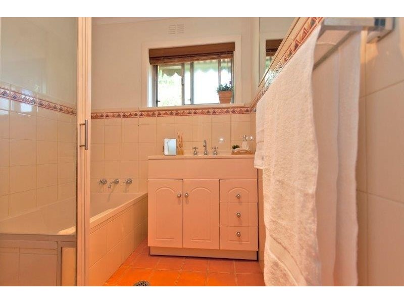 452 Tarakan Avenue, North Albury NSW 2640