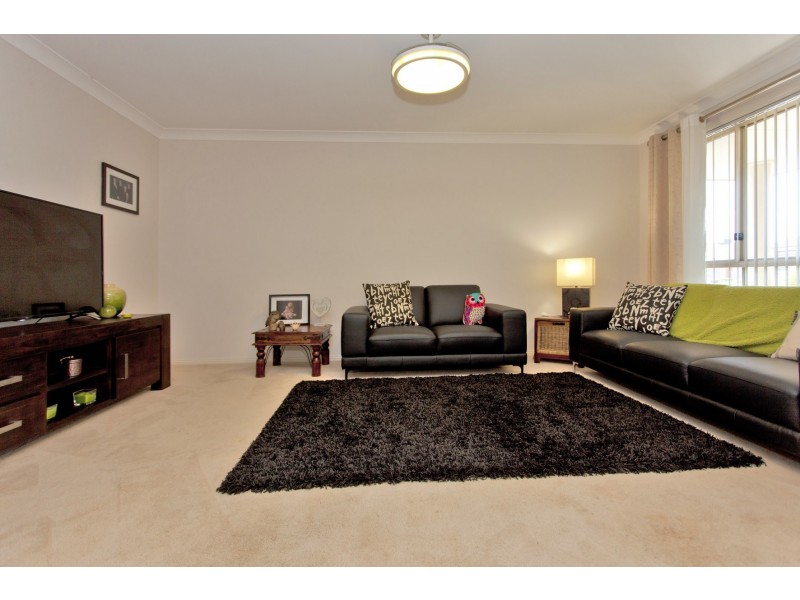 20 Squirrel Glider Drive, Thurgoona NSW 2640