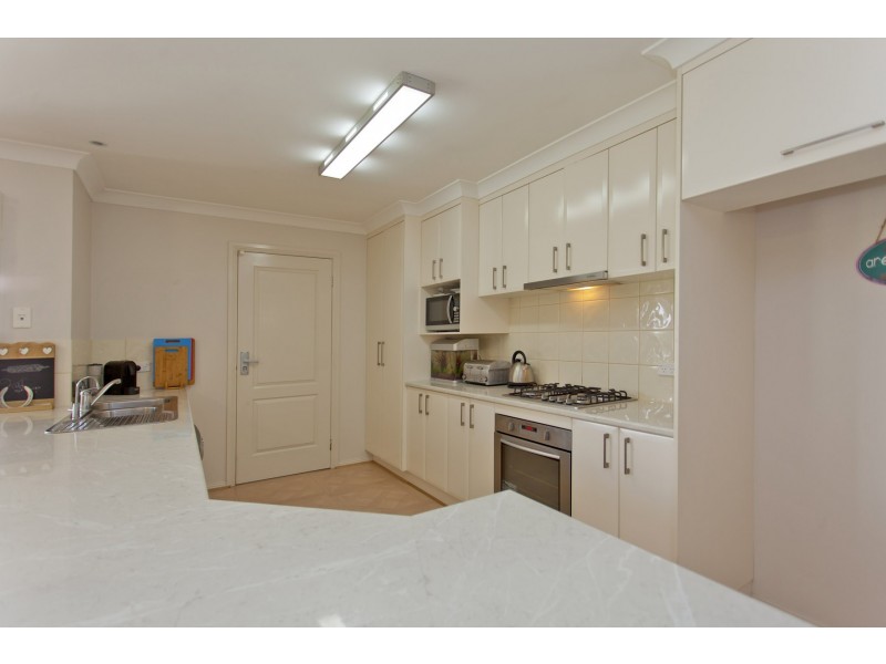 20 Squirrel Glider Drive, Thurgoona NSW 2640