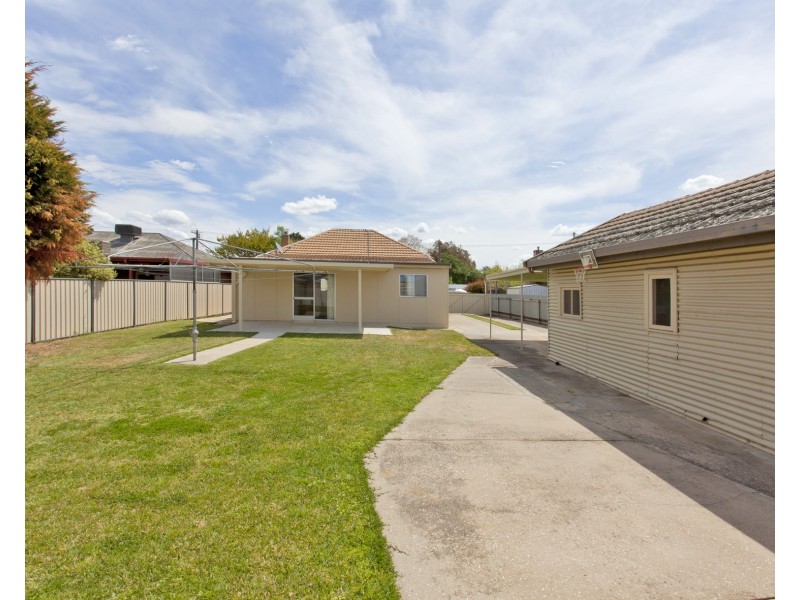 1012 Sylvania Avenue, North Albury NSW 2640