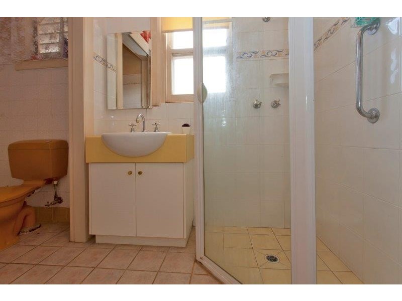 270 Walsh Street, East Albury NSW 2640