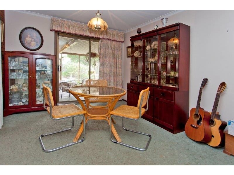 442 Schaefer Street, Lavington NSW 2641