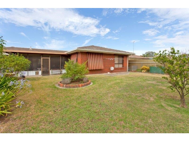 442 Schaefer Street, Lavington NSW 2641