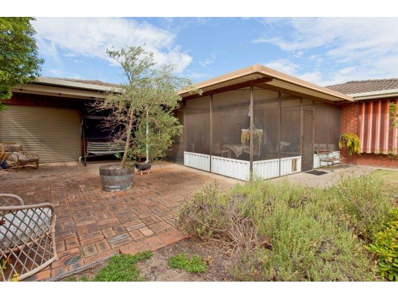 442 Schaefer Street, Lavington NSW 2641