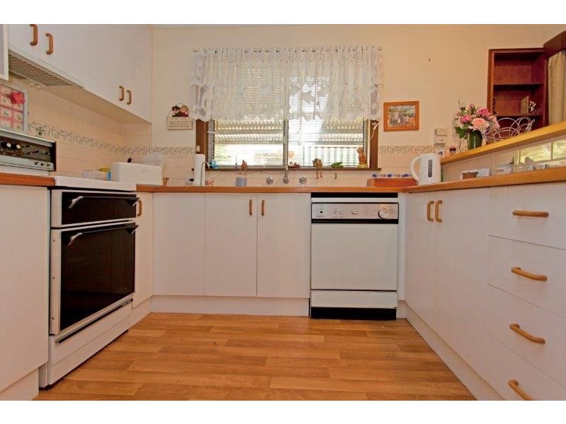 562 Regina Avenue, North Albury NSW 2640