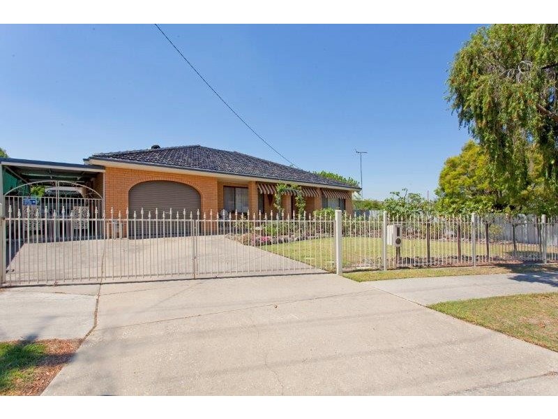 568 Hague Street, Lavington NSW 2641