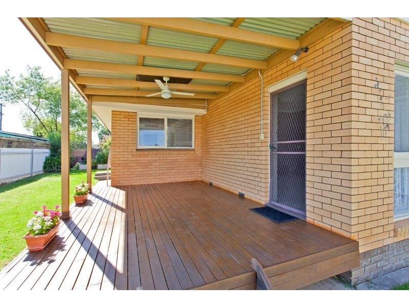 307 Sutherland Street, Lavington NSW 2641