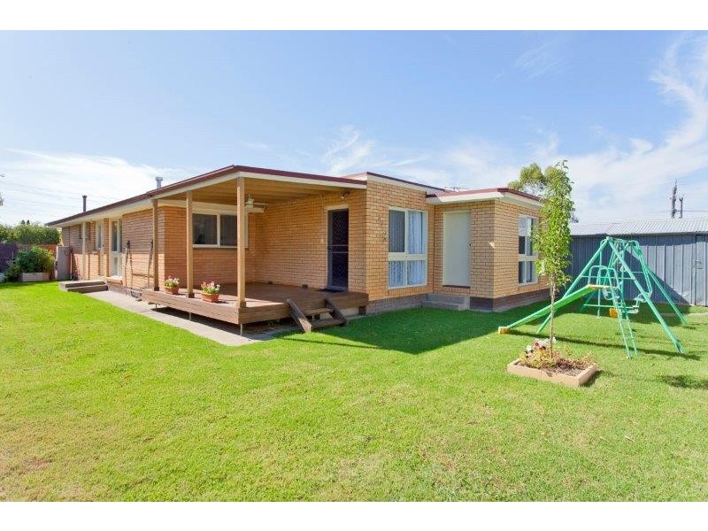 307 Sutherland Street, Lavington NSW 2641