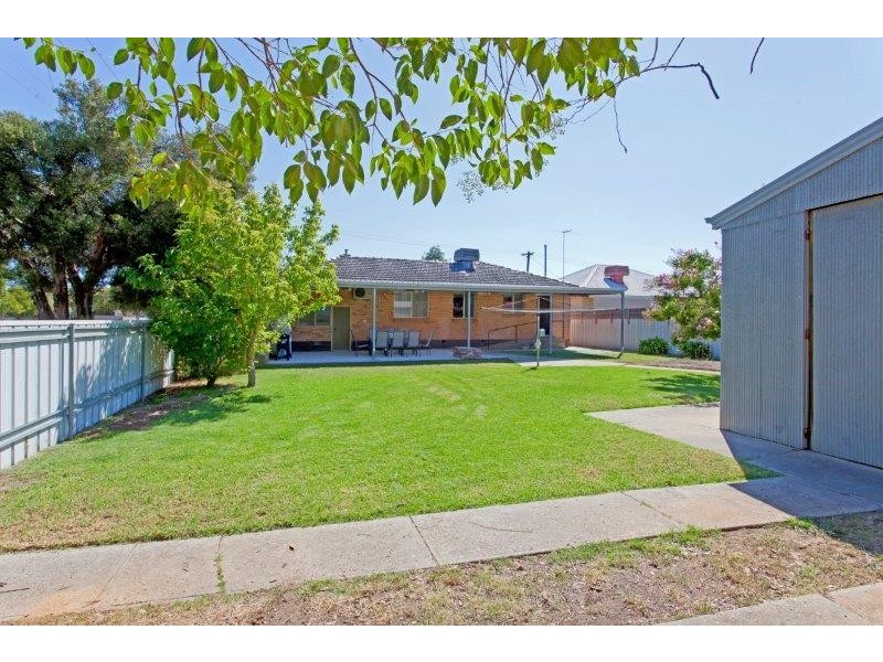 531 Klose Street, Lavington NSW 2641