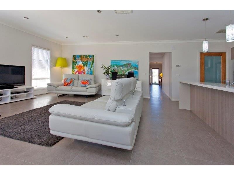 239 Kosciuszko Road, Thurgoona NSW 2640