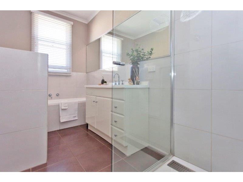 1003 Corella Street, North Albury NSW 2640